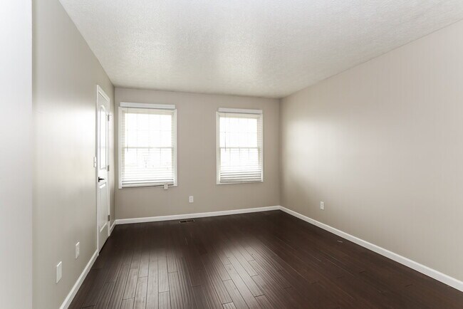 Building Photo - 2291 Chadsterz Dr