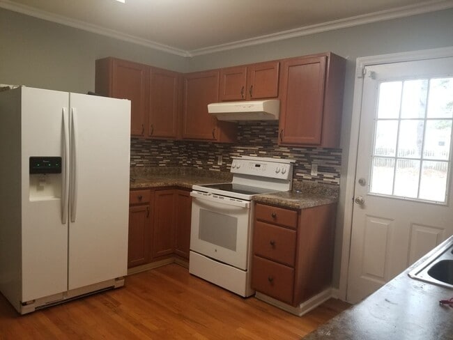 Building Photo - 3 Bedroom Single Family Home in Knightdale