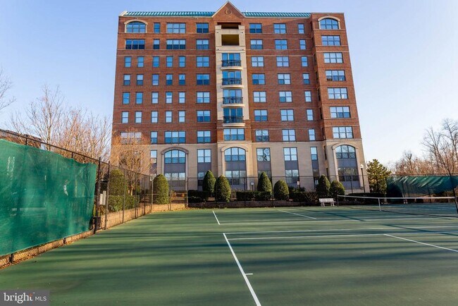 Building Photo - 485 Harbor Side St