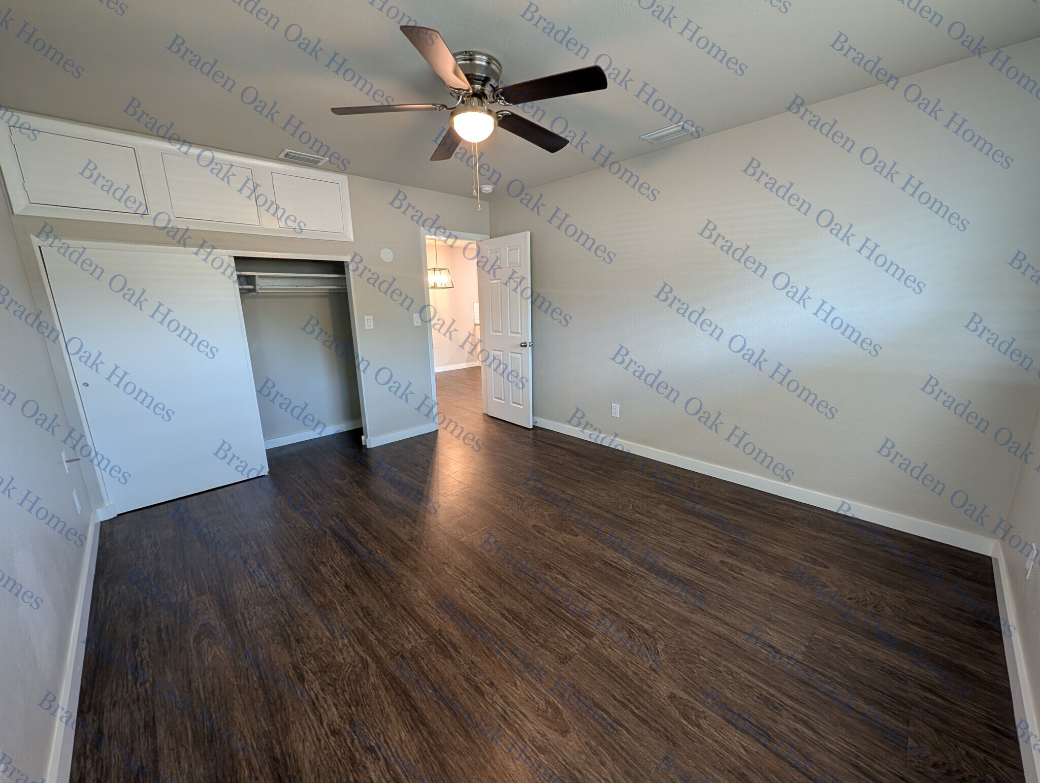Large bedroom with additional storage above closet - 1814 26th St W