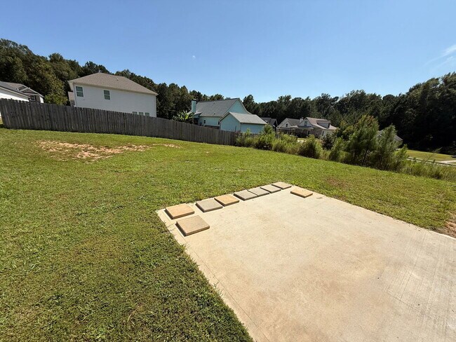Building Photo - 112 Hunts Ml Cir