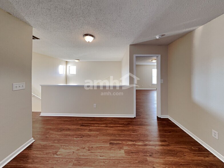Building Photo - 4708 Whitview Ln
