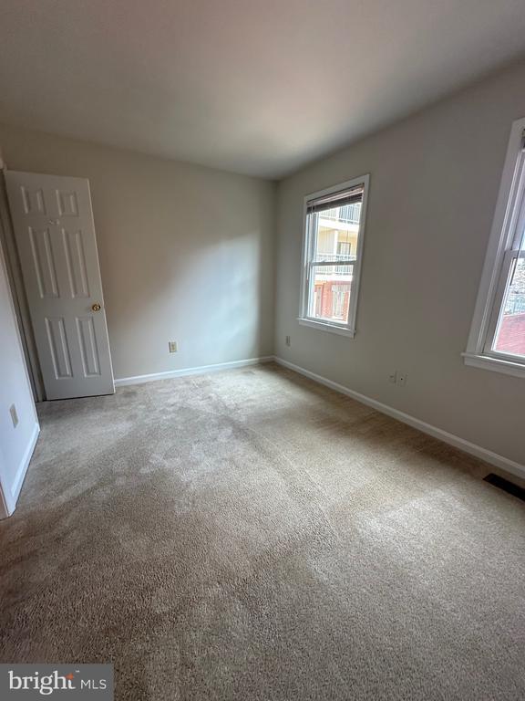 Building Photo - 529 Colecroft Ct