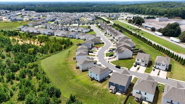 Building Photo - 115 Adger Rd