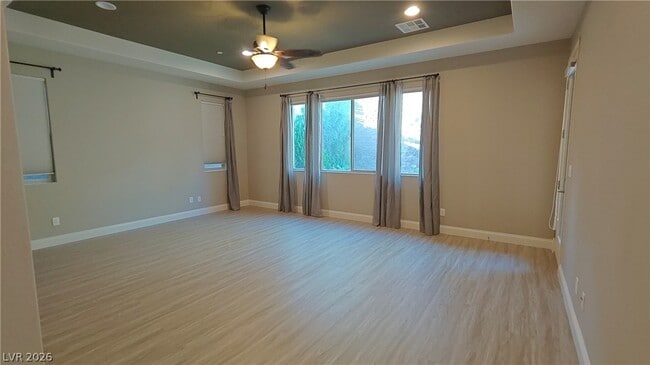 Building Photo - 2868 Josephine Dr