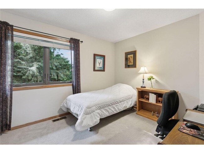 Building Photo - 796 Sunset Dr