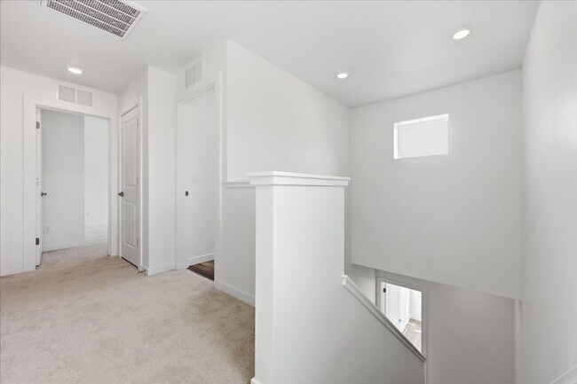 Building Photo - Brand New 3 Bed 3 Bath Townhome