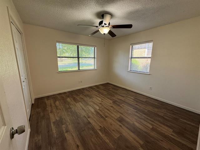 Building Photo - 208 Prairie Wind Blvd
