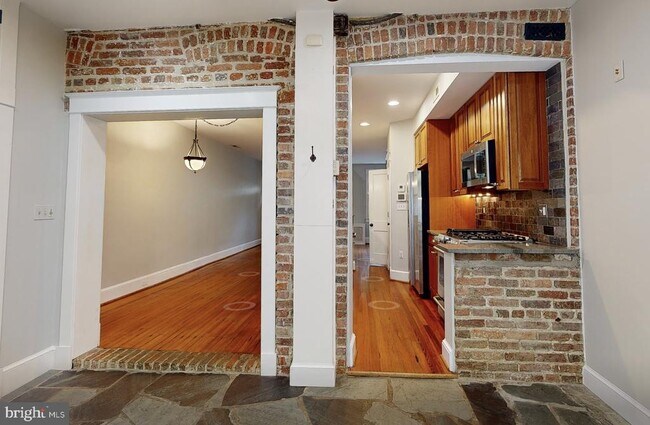 Building Photo - 2031 37th St NW