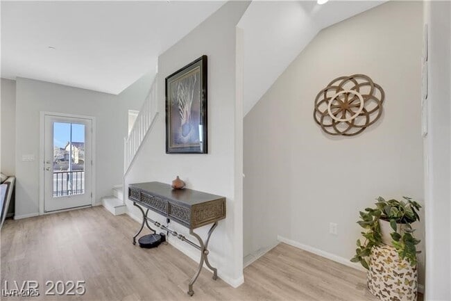 Building Photo - 1180 Solano Hills Ct