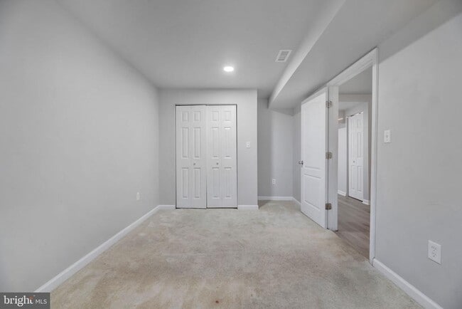 Building Photo - 8008 Hubble Dr