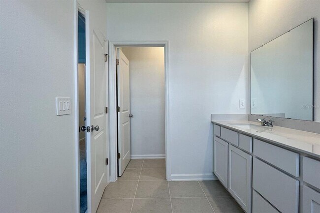 Building Photo - 2607 Skyline Lp