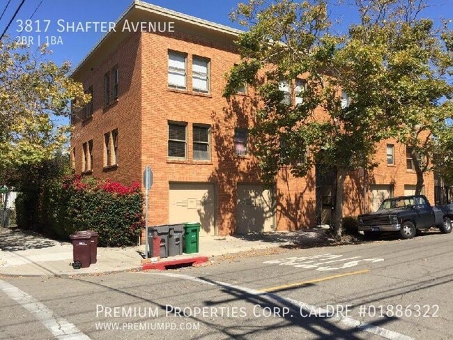 Building Photo - 3817 Shafter Ave