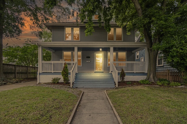 Primary Photo - 5611 Hampton Blvd