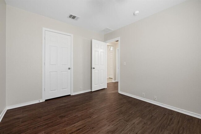 Building Photo - 3312 Porter Creek Cove