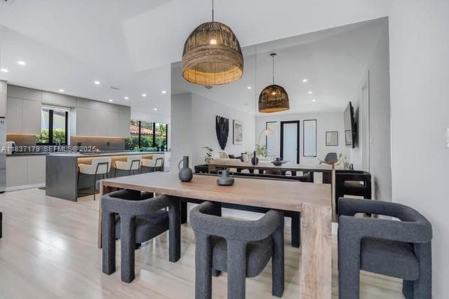 Building Photo - 1543 Bird Rd