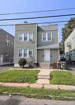 Building Photo - 422 Bacheller Ave