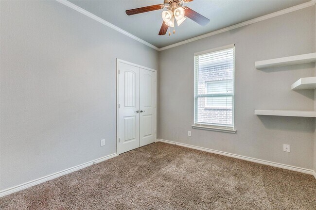 Building Photo - 5244 Canfield Ln