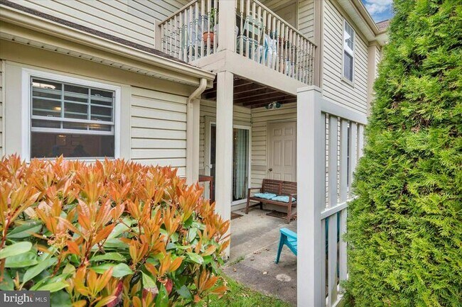 Building Photo - 213 Steeplechase Ct