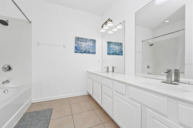 Building Photo - 4830 Tidecrest Ave