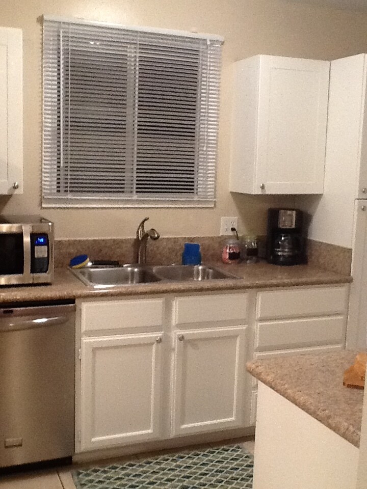 Building Photo - 536 39th W St