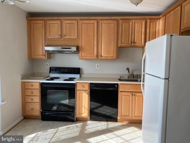 Building Photo - 4115 Weeping Willow Ct