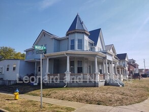 Building Photo - 1330 Maple Ave