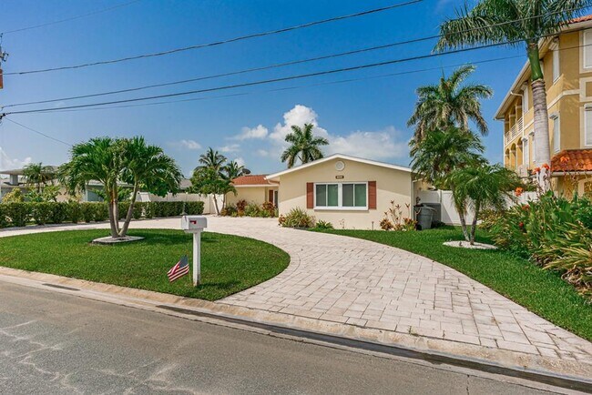 Building Photo - 11240 7th St E