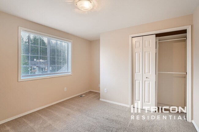 Building Photo - 19404 108th Ave Ct E