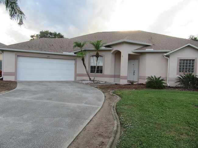 Building Photo - 1804 Abbeyridge Dr