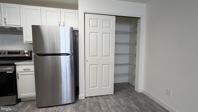 Building Photo - 139 ROOSEVELT Blvd