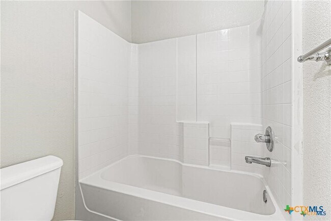 Building Photo - 1112 Katelyn Cir