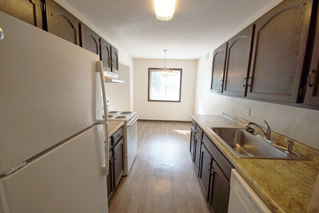 Building Photo - Spacious Two Bedroom Classic Appaloosa Suite