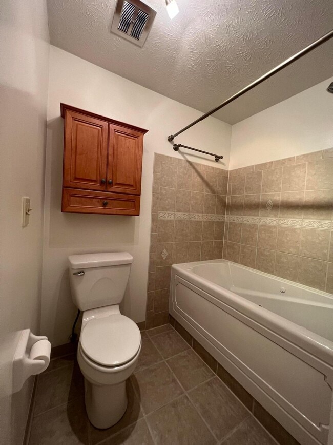 Building Photo - 316 Finstock Way