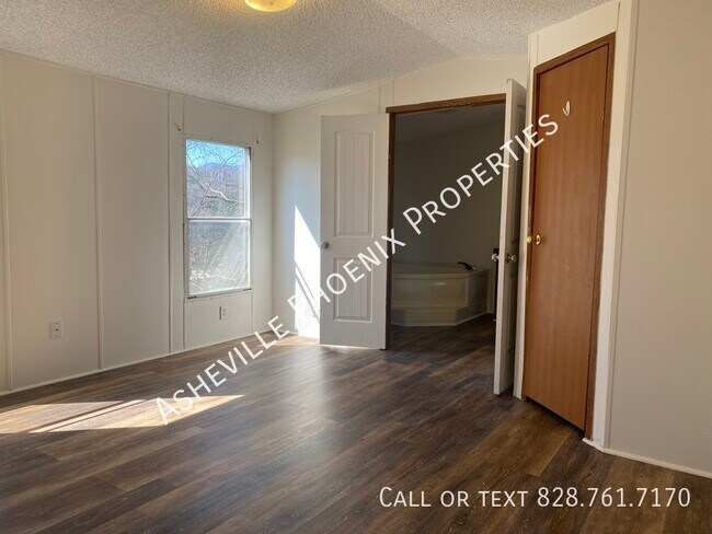 Building Photo - 35 Albert Warren Rd