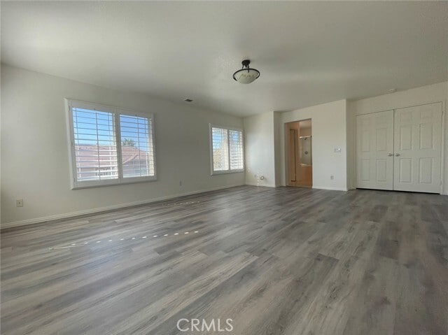 Building Photo - 12981 Colonial Dr