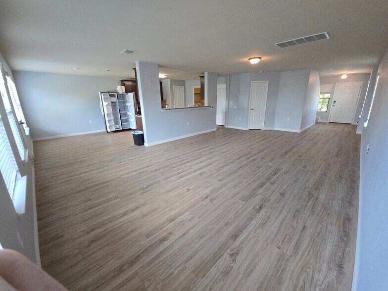 Living room - new flooring - 10116 Deer Chase Trl