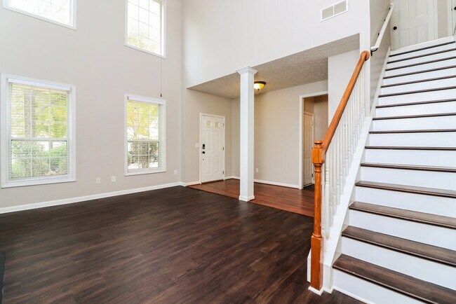 Building Photo - 109 Diamond Ridge Ave