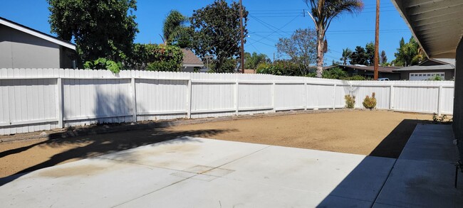 Building Photo - Beautifully complete remodeled single-stor...