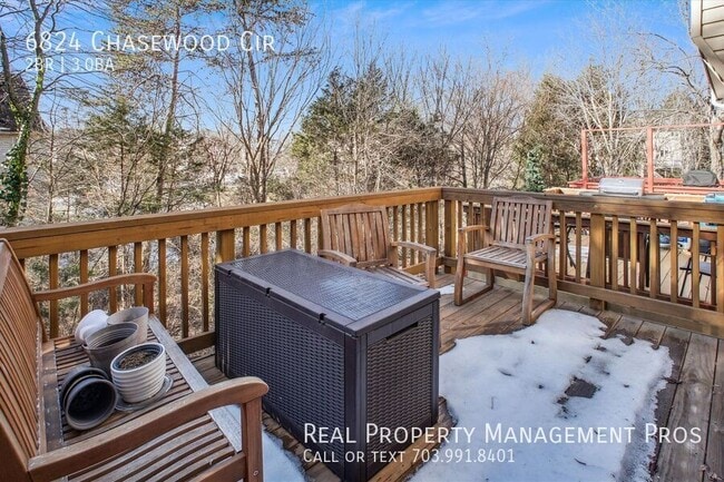 Building Photo - 6824 Chasewood Cir