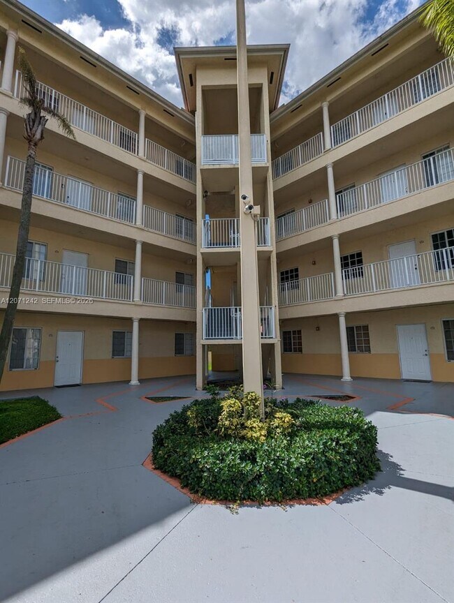 Building Photo - 6940 NW 179th St