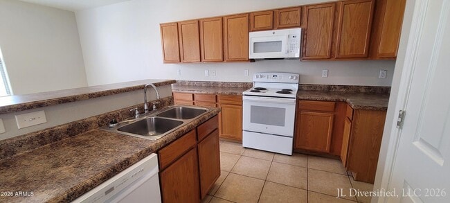 Building Photo - 6895 S Amethyst Dr