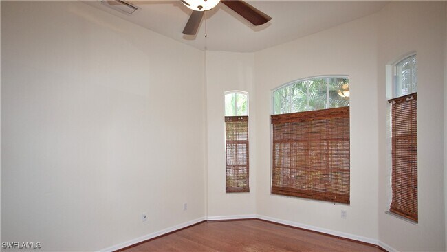 Building Photo - 3555 Poinsettia Ave