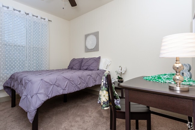 4BR,4BA-D2 - Domain at Waco- STUDENT LIVING