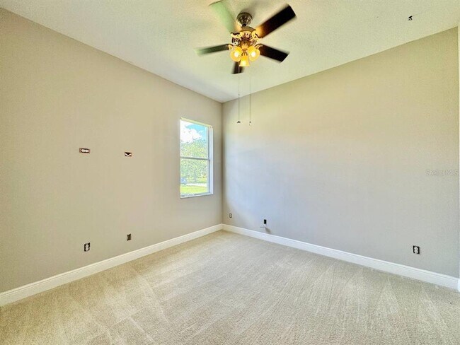 Building Photo - 10530 Palm Cove Ave