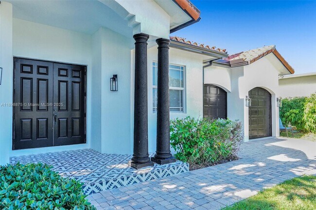 Building Photo - 1207 SW 21st St