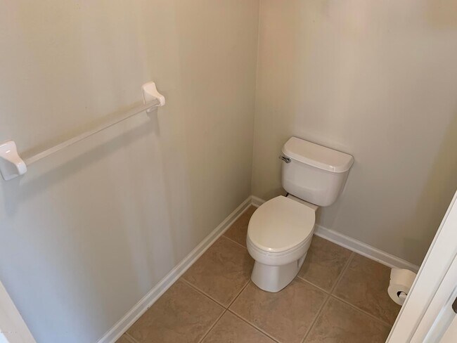 Building Photo - 13364 Beach Blvd