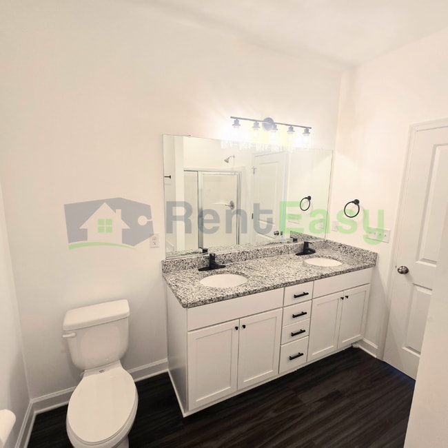 Building Photo - 2107 Steiner St