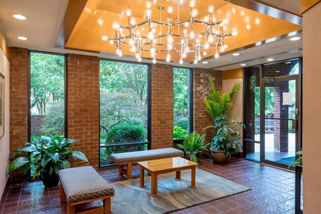 Building Photo - 100 Severn Ave