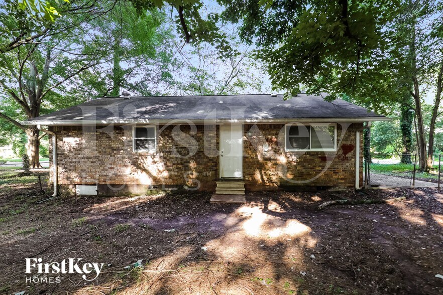 Building Photo - 8280 Attleboro Dr